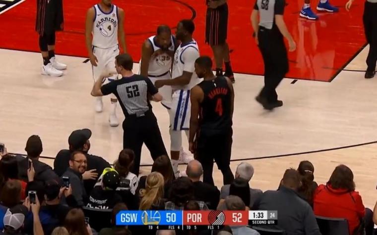 (VIDEO) Kevin Durant se htio obračunati sa navijačem koji je na kraju izbačen