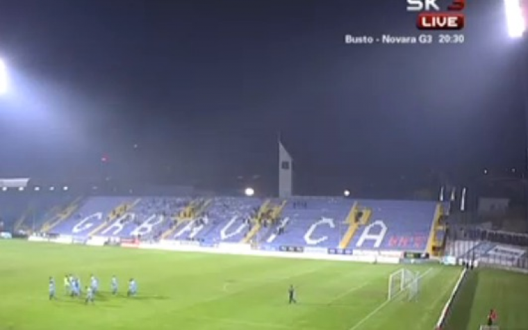 (VIDEO) Manijaci poručili igračima šta žele