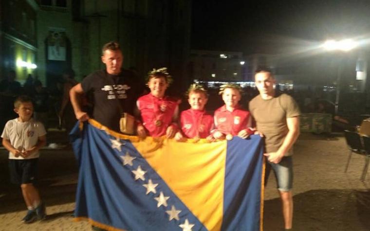 FANTASTIČAN REZULTAT: Hrvači Bosne sjajni, tri takmičara osvojila tri zlatne medalje
