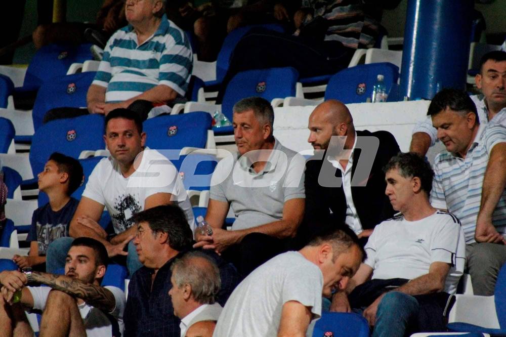42211184_501616783641221_1909844438952181760_n.jpg - Musemić i Hadžić se nisu vratili sa igračima u Sarajevo