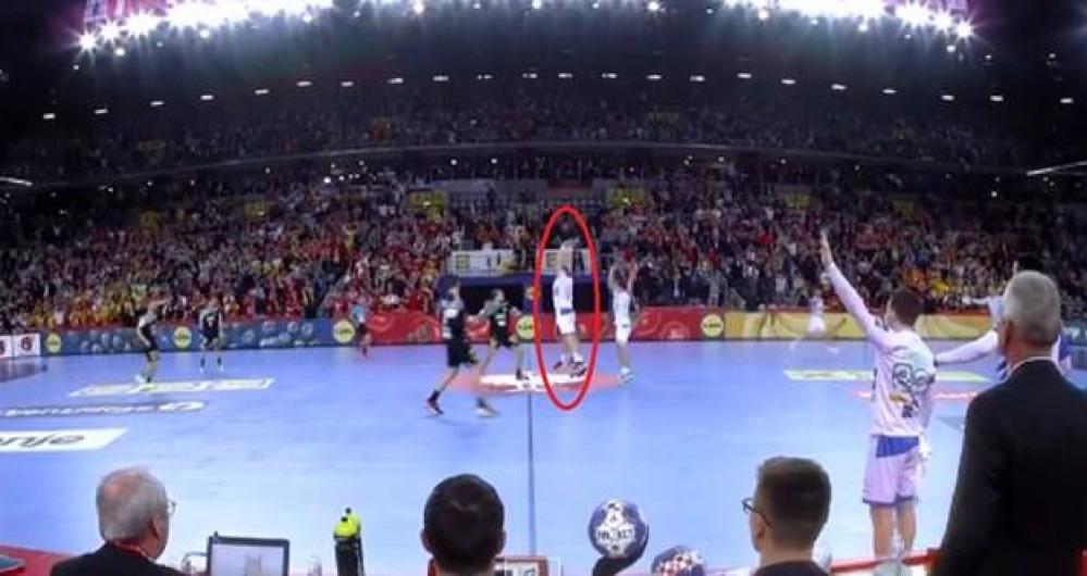 26857262_2001641323386392_1106842119_n.jpg - (FOTO) Šta se desilo u posljednjoj sekundi duela Slovenija-Njemačka? Zašto su Nijemci dobili sedmerac?